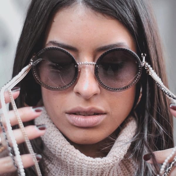 Round Chic Sunglasses - Image 7
